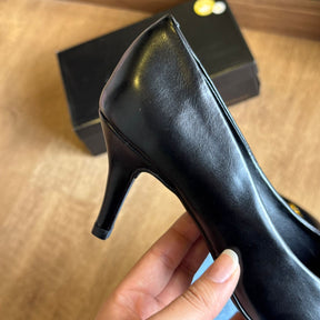 Scarpin Vizzano Bico Fino Detalhe Dourado 1185.1445